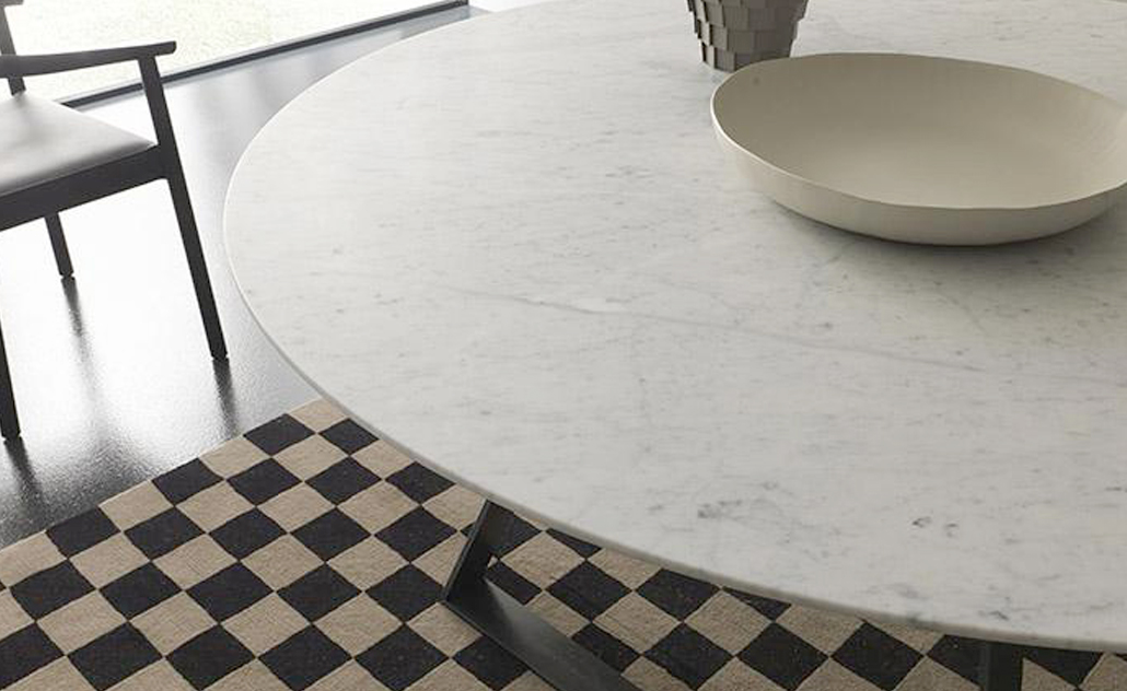 Blade Table